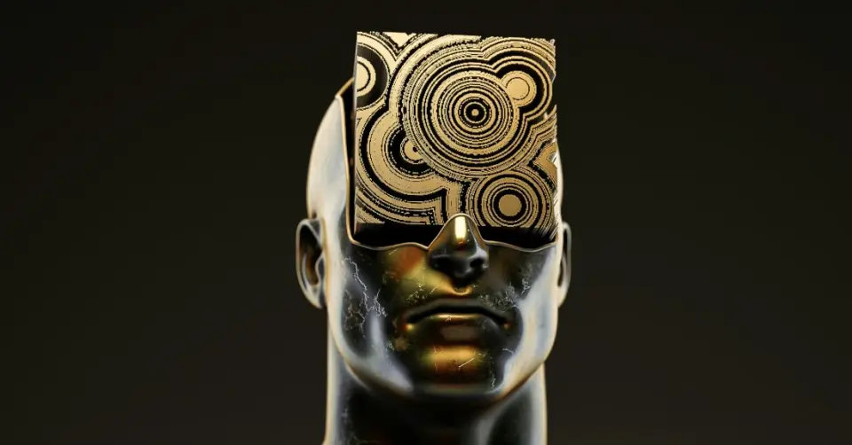 Statue, photo by Alex Shuper
