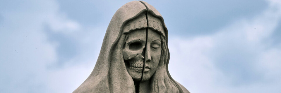 Statue, photo by Marcus Ganahl