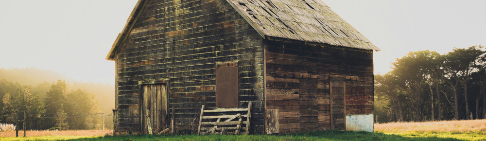 An old barn, photo by Thom Milkovic